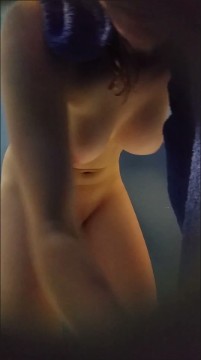 [Image: Voyeur62515110855.jpg]