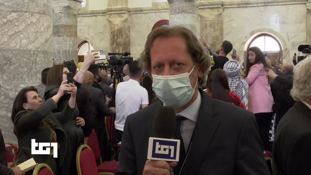 vlcsnap-2021-03-07-21h40m21s168