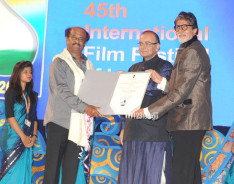 Rajinikanth, Big B at Goa Film Festival (5)