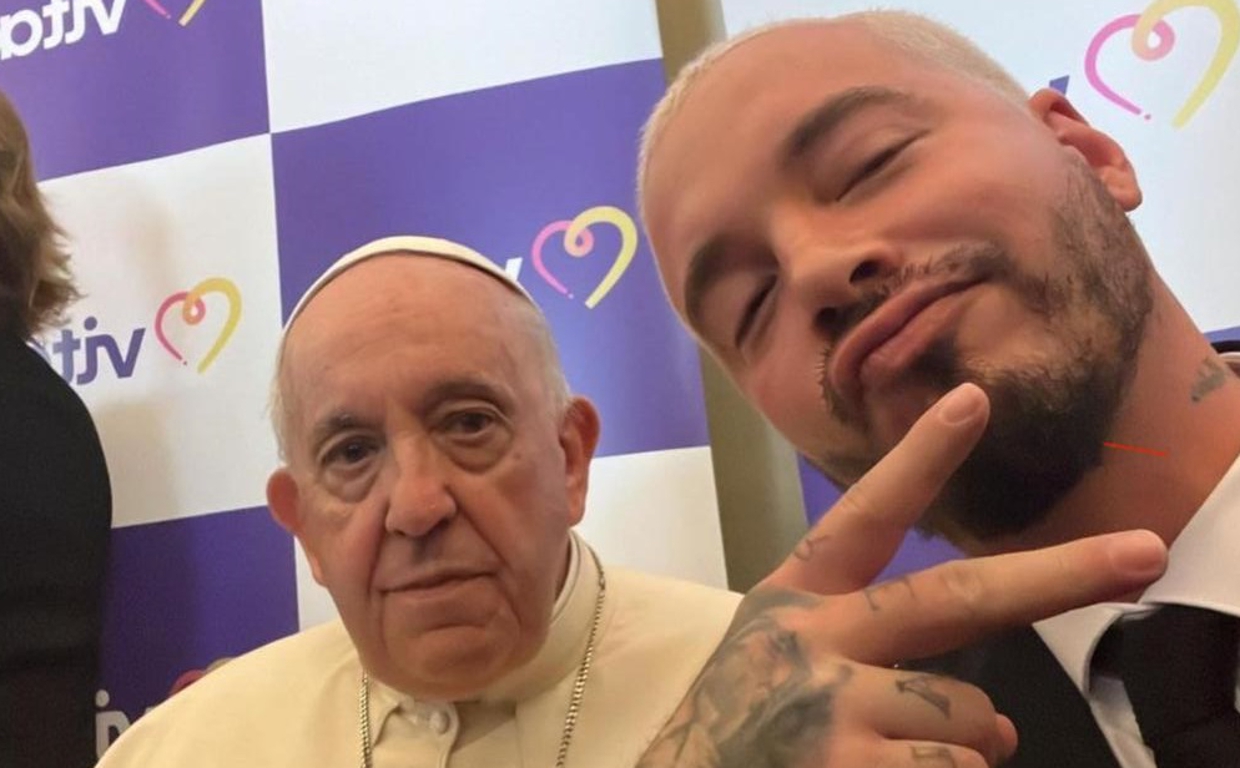 J Balvin se reunió con el Papa Francisco; así lo presumió