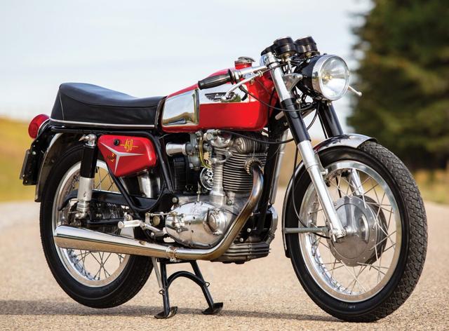 1970 Ducati 450 mark3 1100x812