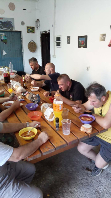 34105895_1614365488660921_6664017861440176128_o