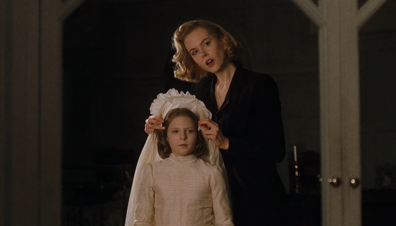 The Others 2001 BluRay [Hindi + English] 480p 720p 1080p ESub Screenshot