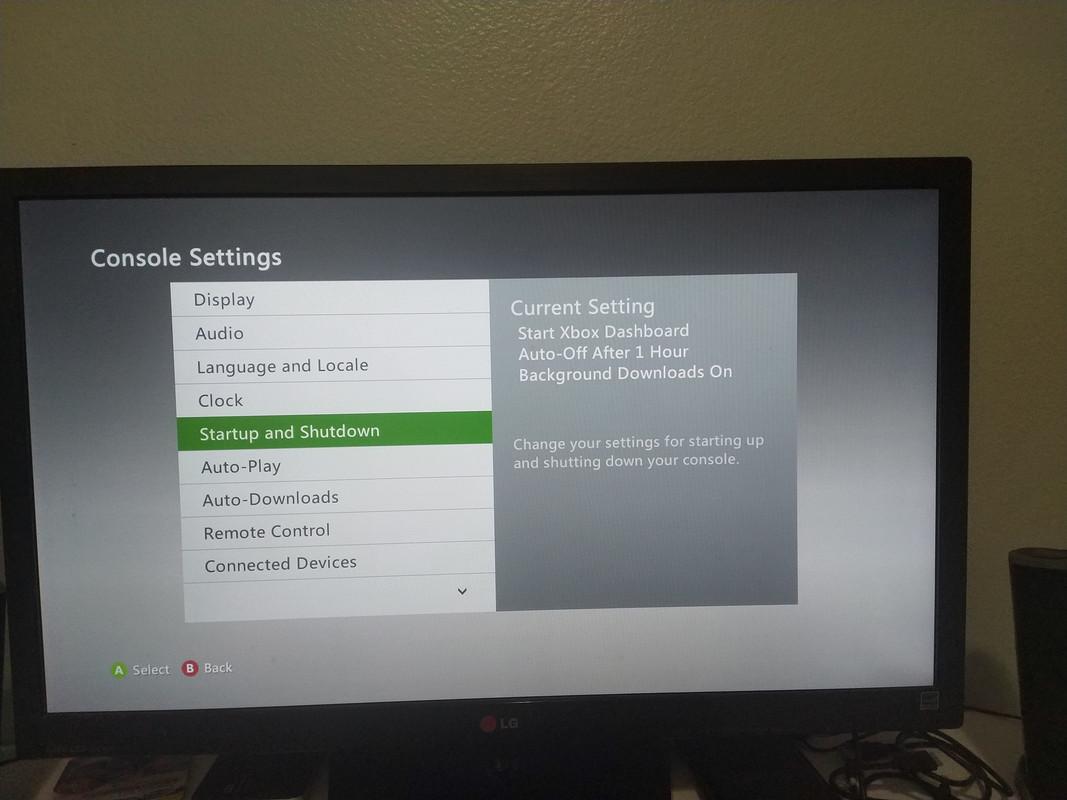 Downloading content while console is turned off? r/xbox360