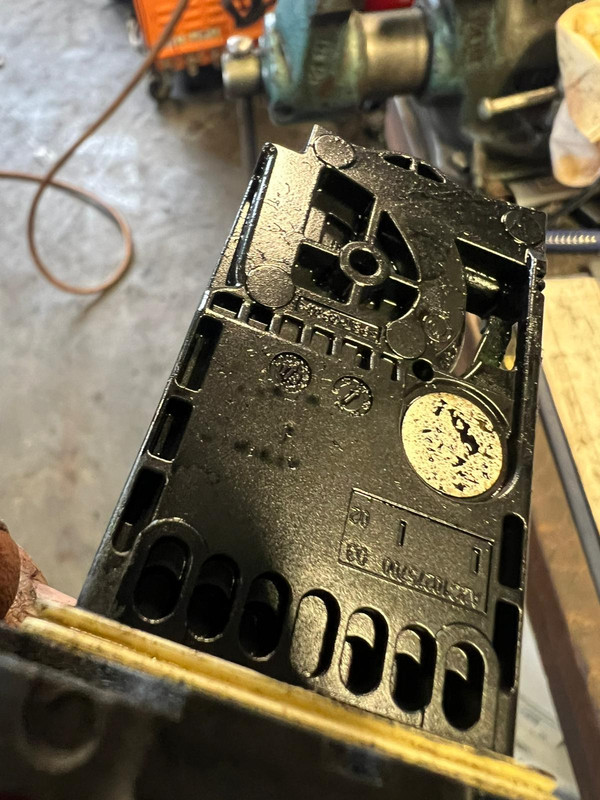 6d2e4db8 f19b 40d5 abe5 ac1265a7c4a7