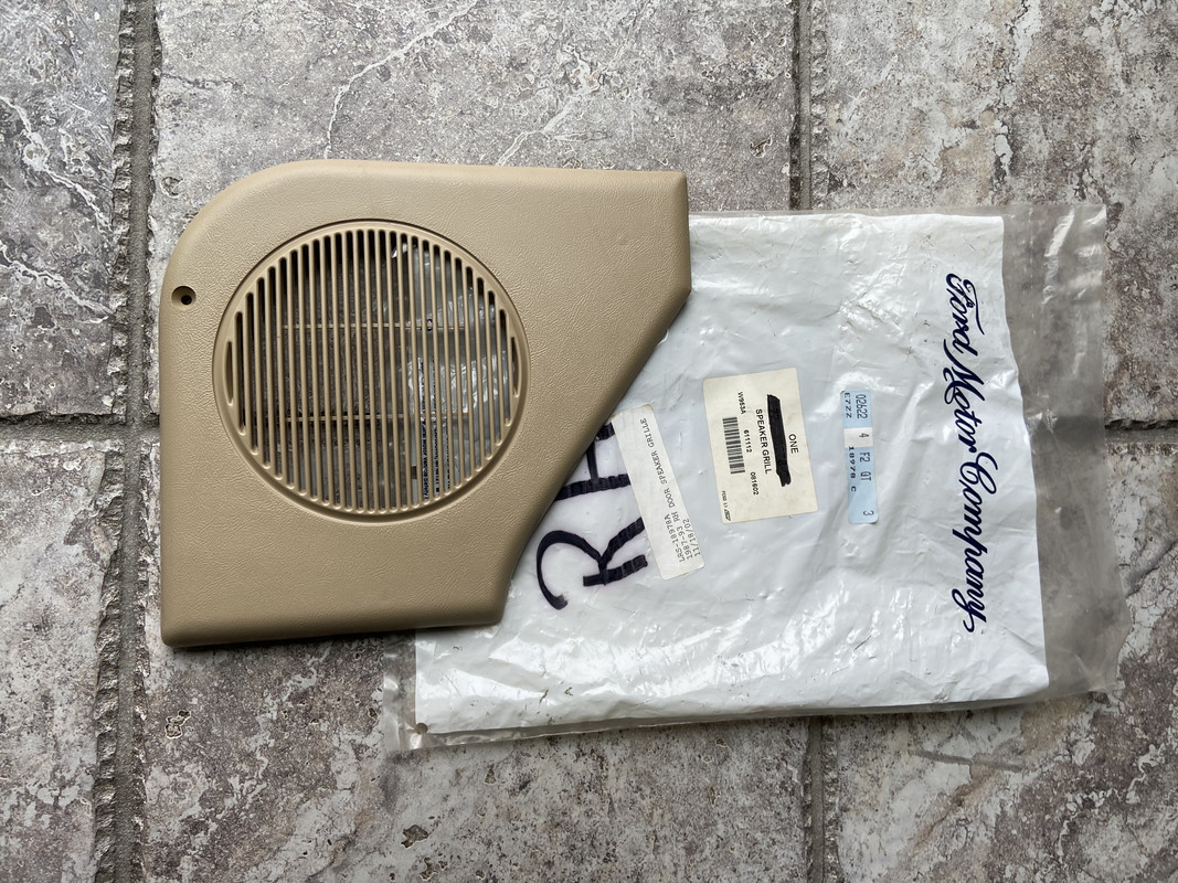 FCA92876-C255-4E15-9AB9-68D666008CF9