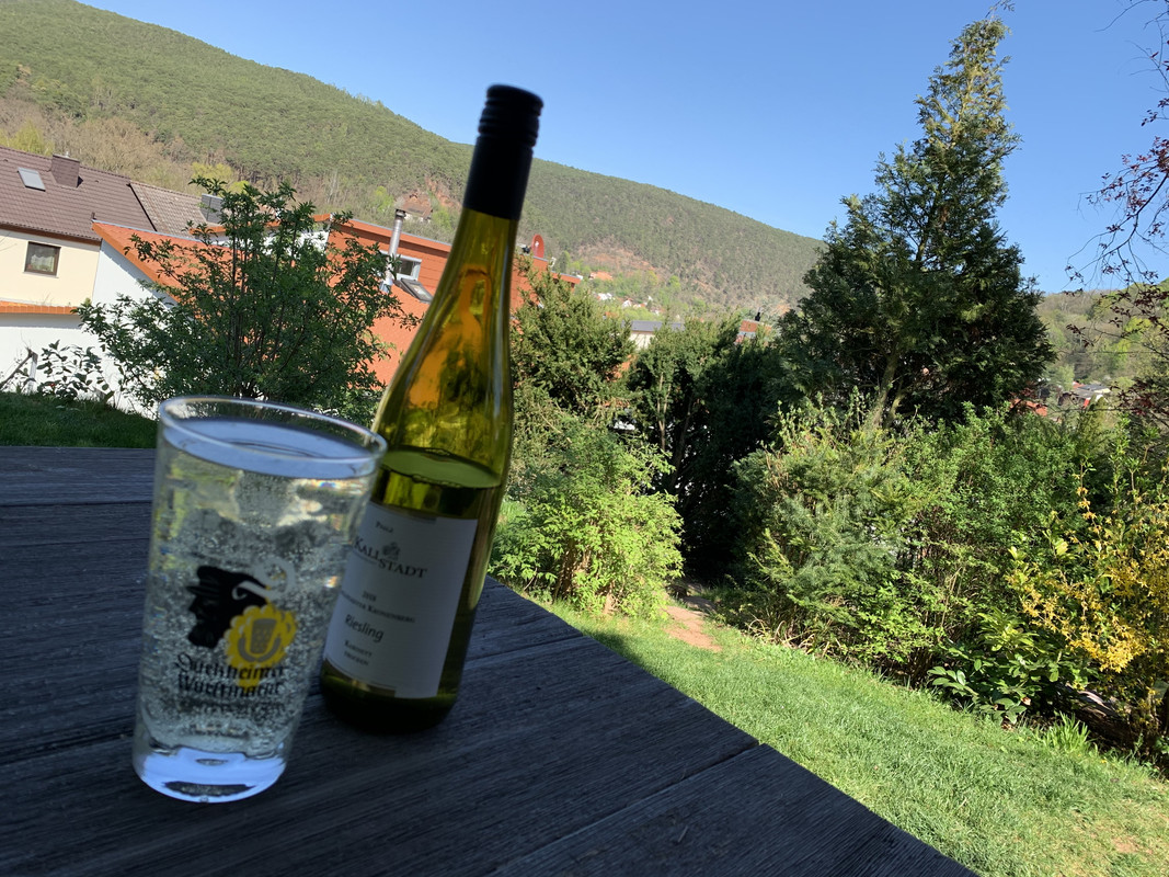 0E49E3CE-740D-4AB7-A3CA-C3C4F672D255