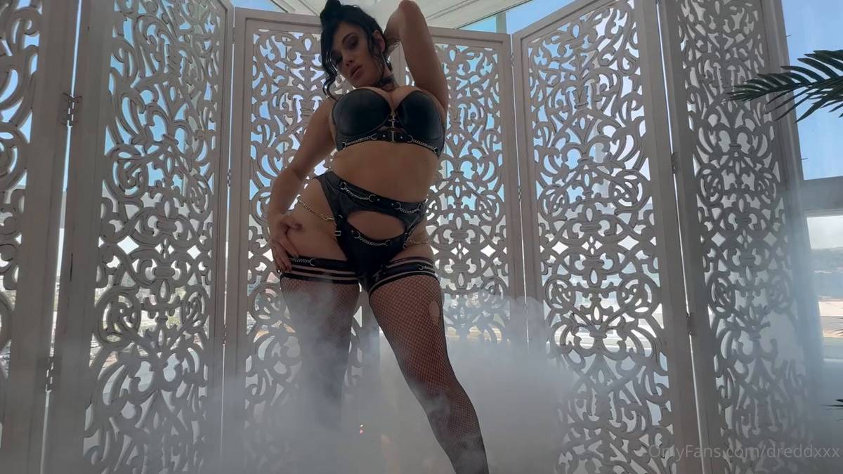 OnlyFans 2024 Mona Azar & Dredd Round 3