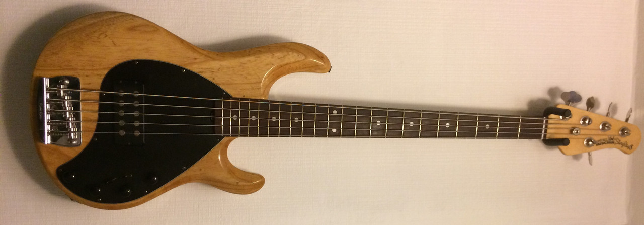 01050AB6-8FE9-4632-90B6-C548CFFF0870