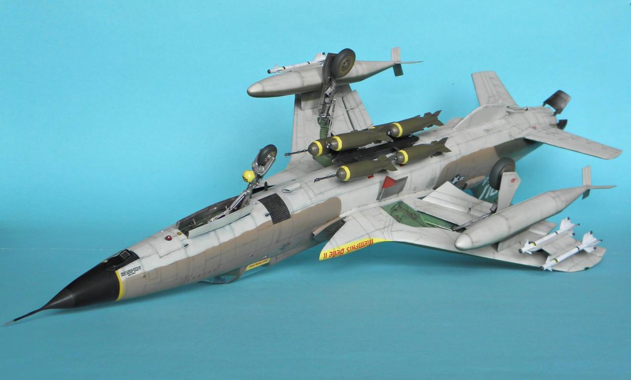 F-105_105