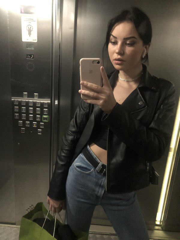 FDCF3845-FFAD-4334-9E8C-26FEB78ED720