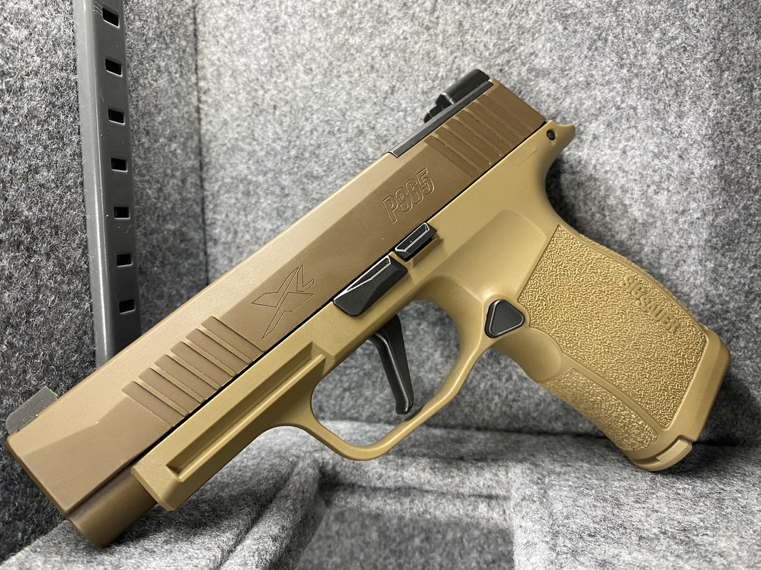 42F4BAB0-A350-4D24-BF98-2541A00876B8