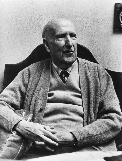 Spaanse-dichter-en-nobelprijswinnaar-Vicente-Alexandre-Bestanddeelnr-929-3851