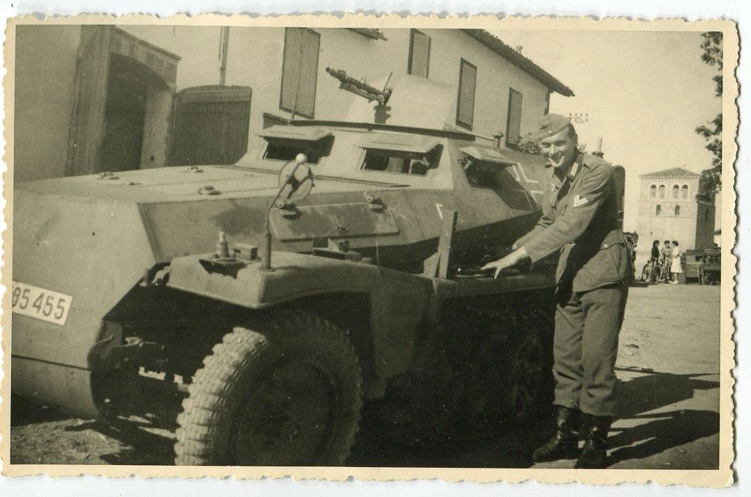 Panzerspähwagen Soldat WK II Sd.Kfz. 222