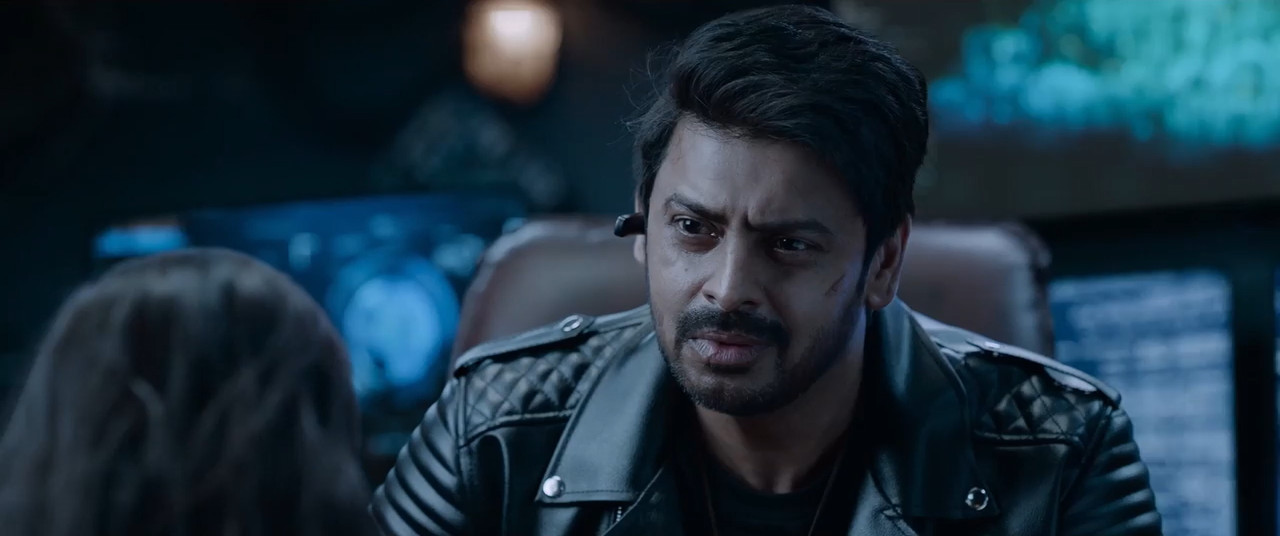 Mathru 2025 WebRip [Telugu] 480p 720p ESub Screenshot