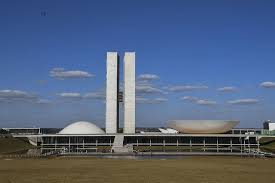 À espera de relatório, oposição vê semana decisiva para anistia na Câmara