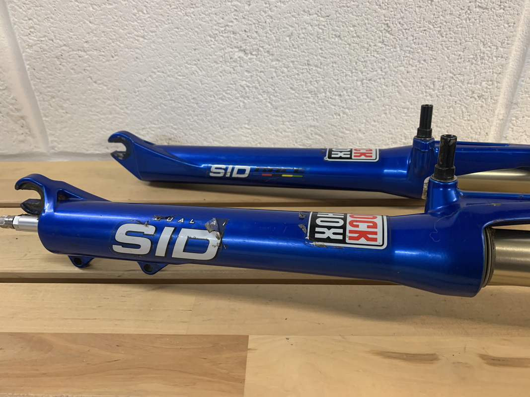 AE478385-9A0F-4562-8A64-CA8655B2296F