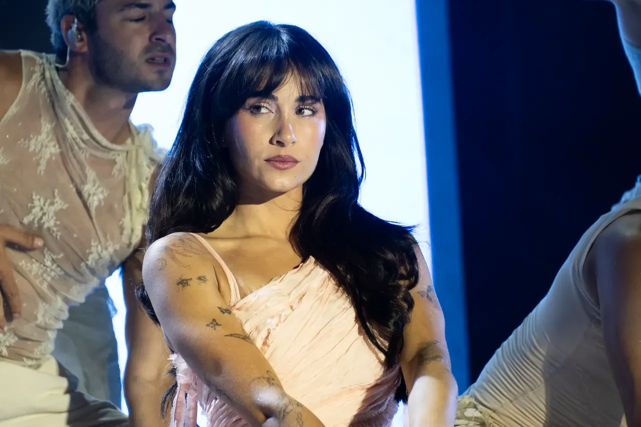 Aitana 11