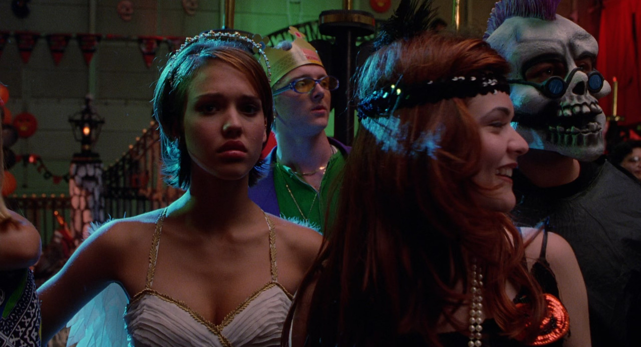 Idle Hands 1999 (1080p x265 10bit Tigole).mkv_snapshot_01.15.36_