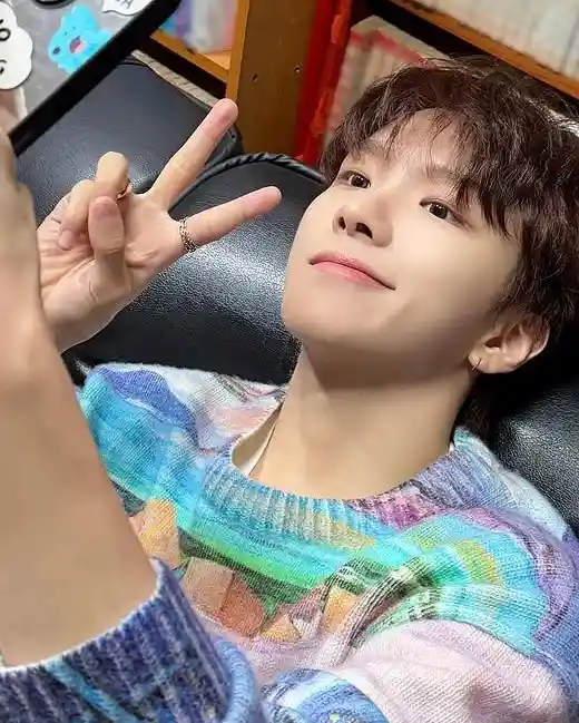 20250419_210755_copy_520x649