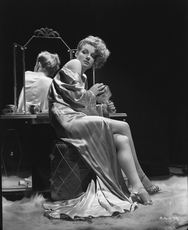 Ann_Sheridan_mc32