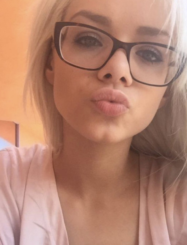 9E9F4C85-BEEF-4770-B581-0809D4BEEBFF