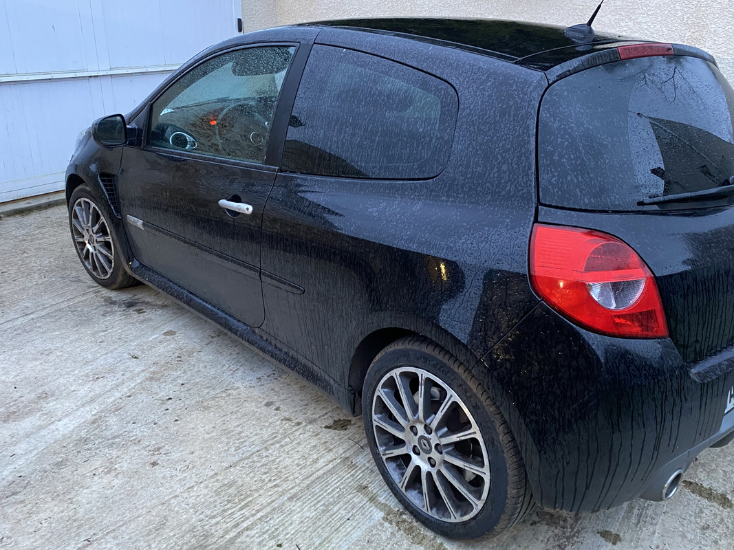 94257036-393F-4678-8ECB-1F74B2295FEE