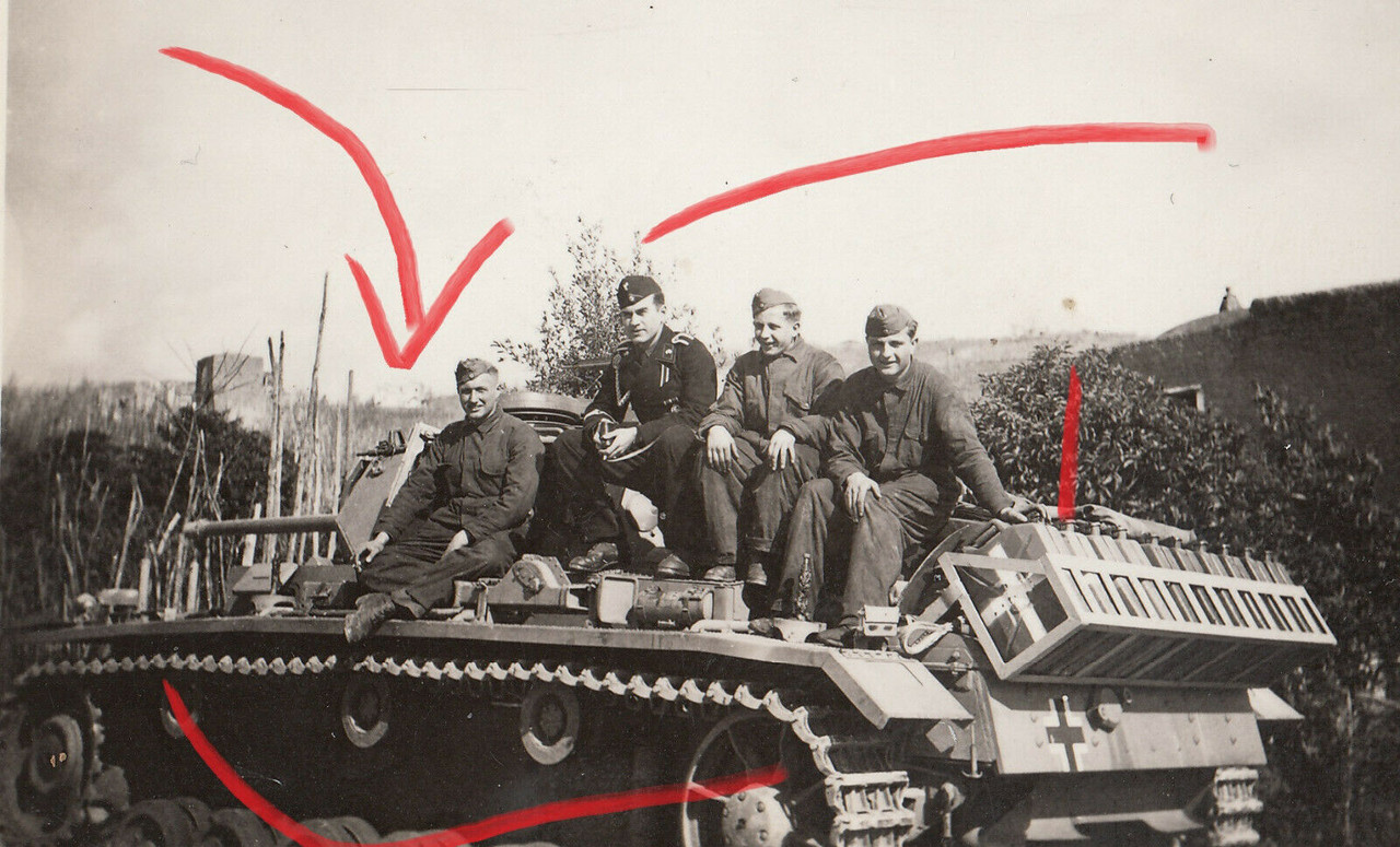 Foto Soldat Panzer Tank 1942 Fahrt nach Rizzoli Italien Südfront Pz.Rgt.