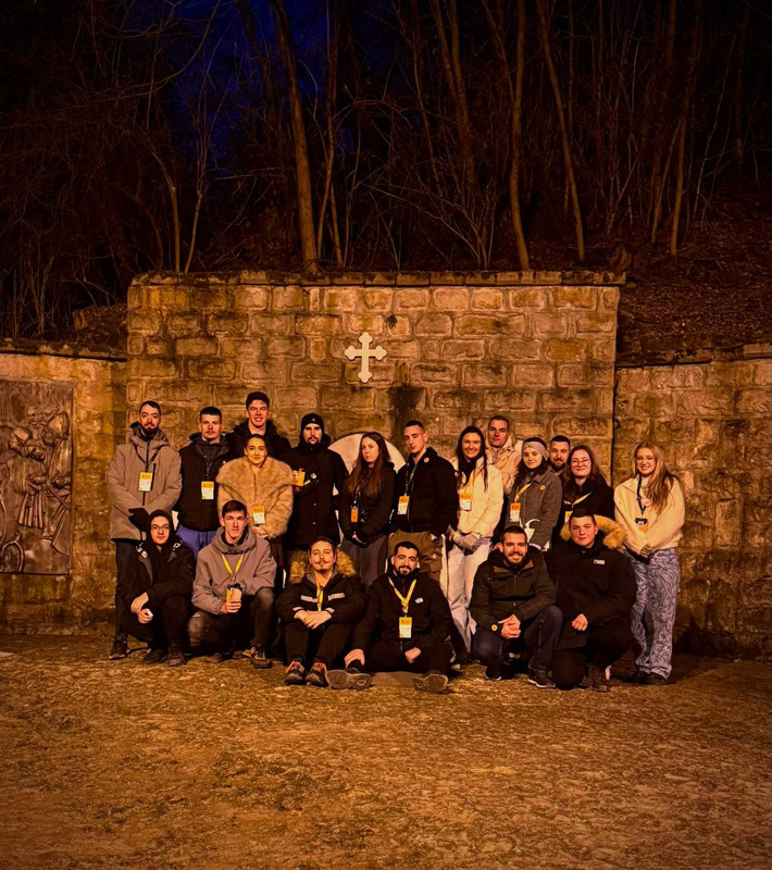 [Слика: IMG-43c87abe28227825f9b21ec5edda4b8e-V.jpg]