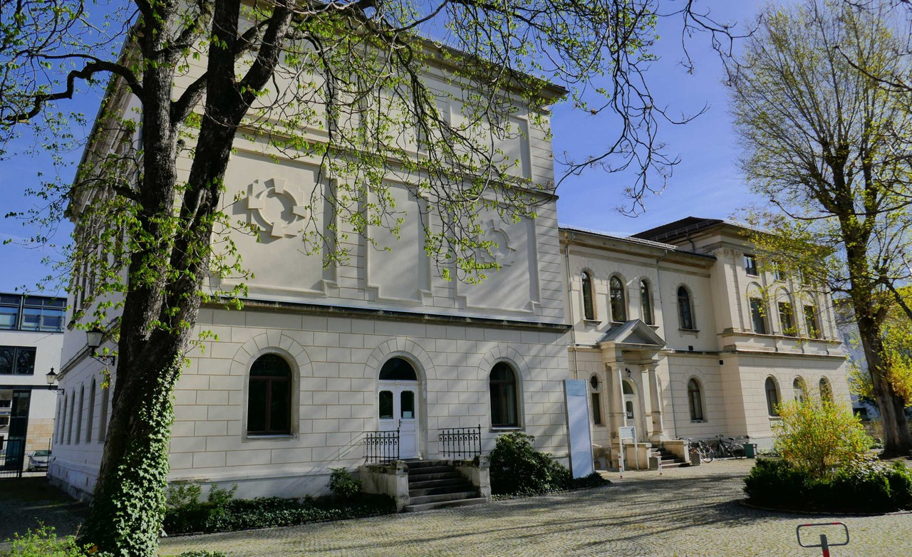 Bild: https://i.postimg.cc/HnQDkmb9/P1190375.jpg