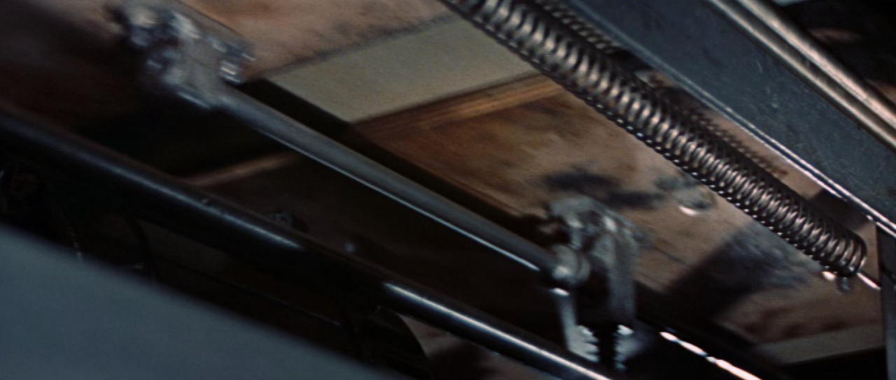 Thunderball-1965-Blu-Ray-Hindi-English-1080p-10bit-x265-HEVC-DDP-5-1-ESub-mkv-0000