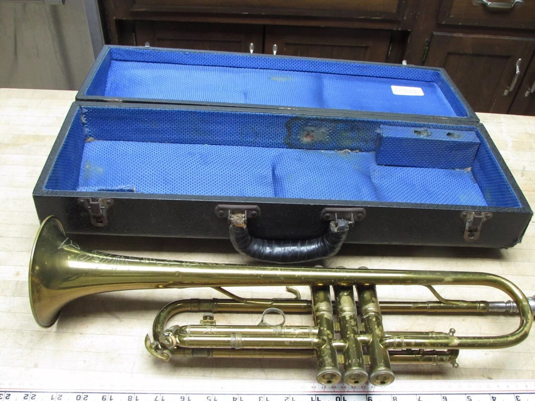 Harry Pedler And Sons 1938 Art Trumpet sn 24839 (1)
