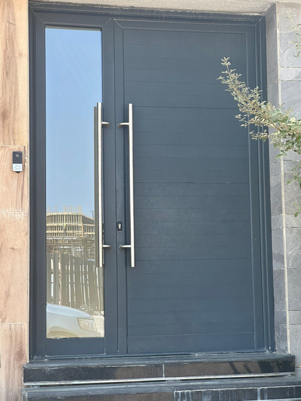 أبواب مزدوجة