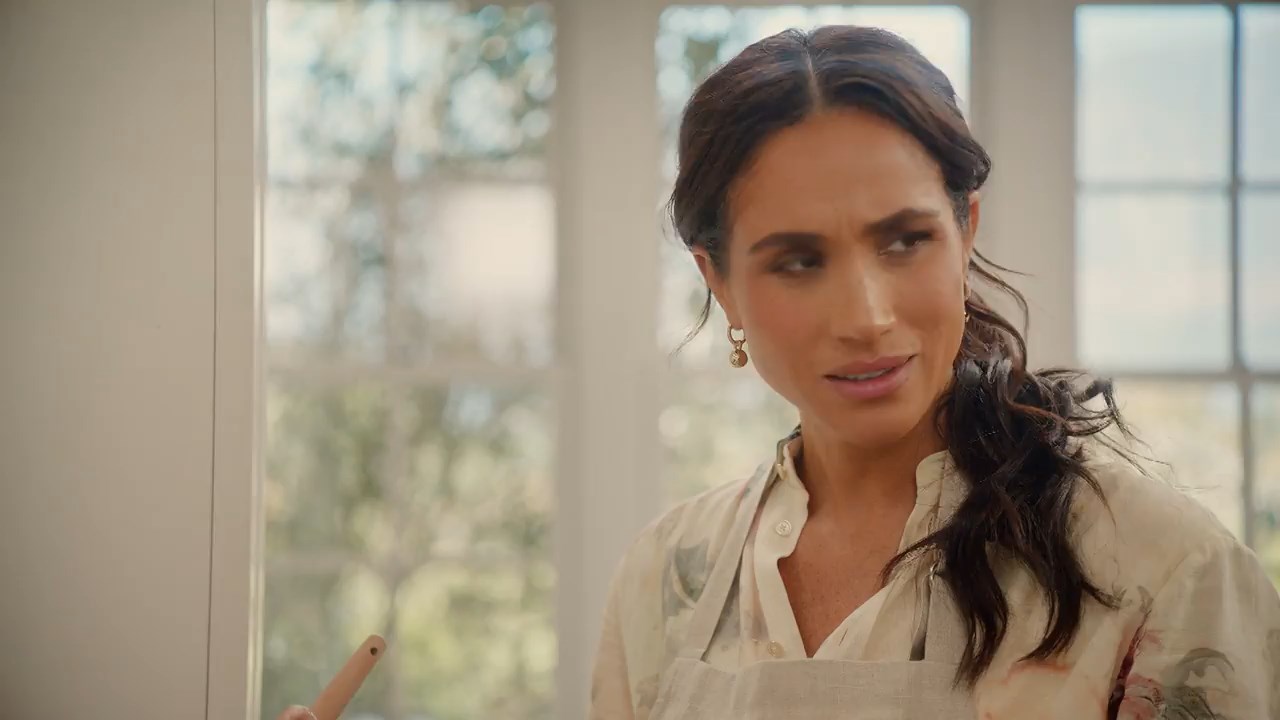 With Love, Meghan (2025) Season 1 [Hindi + English] WebRip 480p 720p ESub - Complete Screenshot