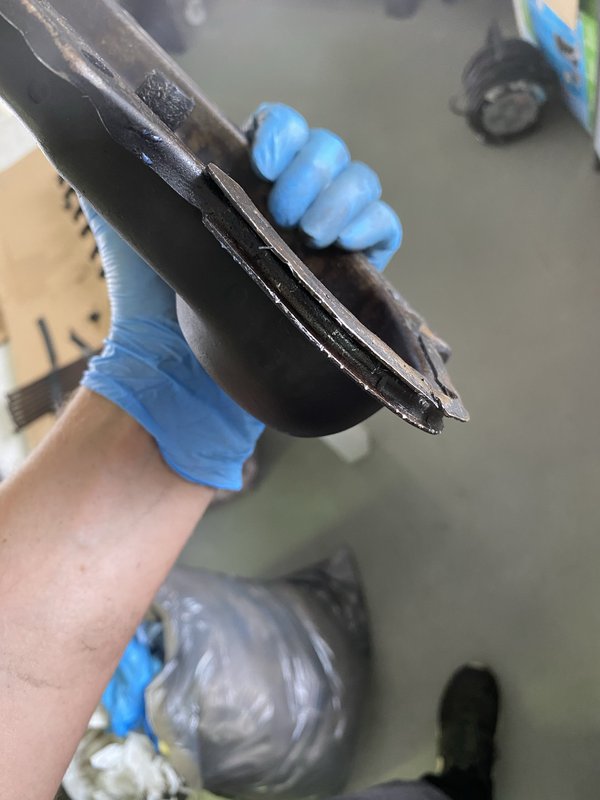 76E10598-AEF2-44FB-864C-A7DB0B157C5C