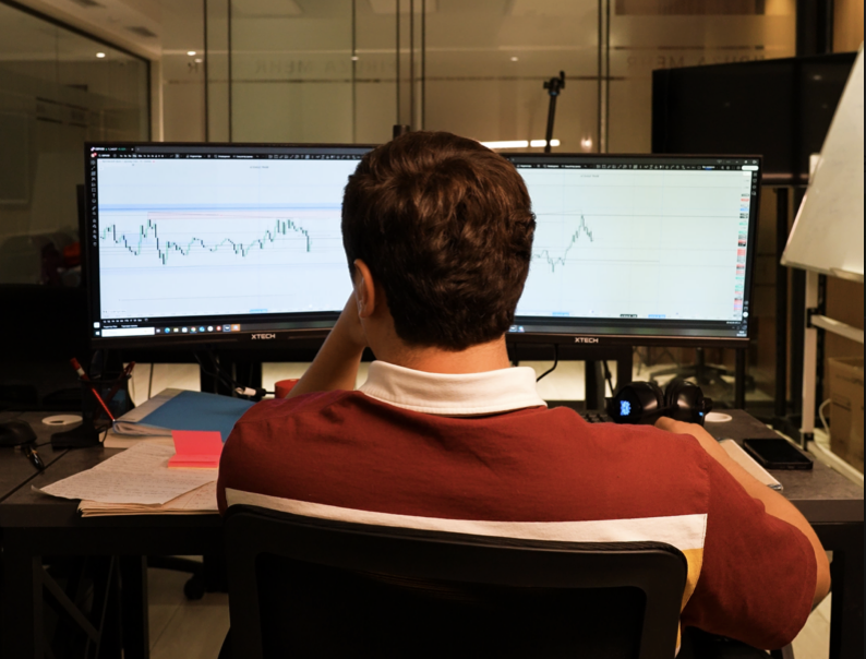 Capital illustration