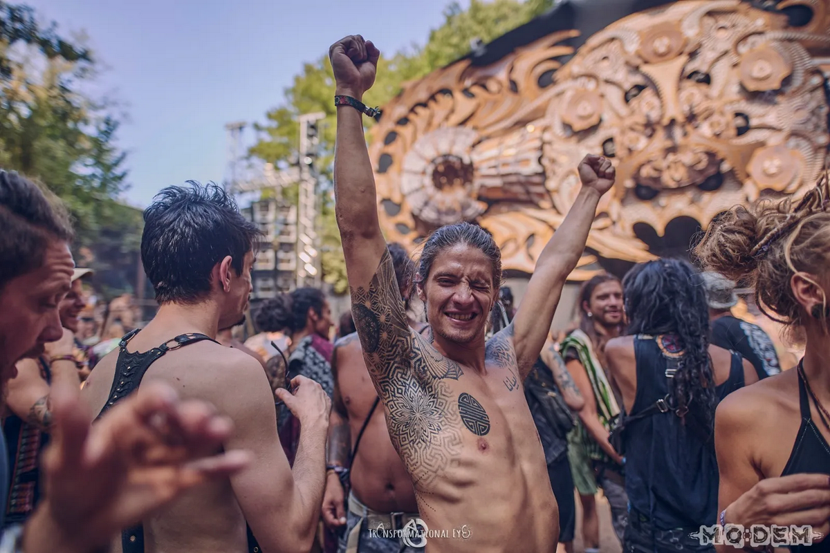 Contestan en árabe el teléfono de Orión Hernández, mexicano desaparecido en Israel