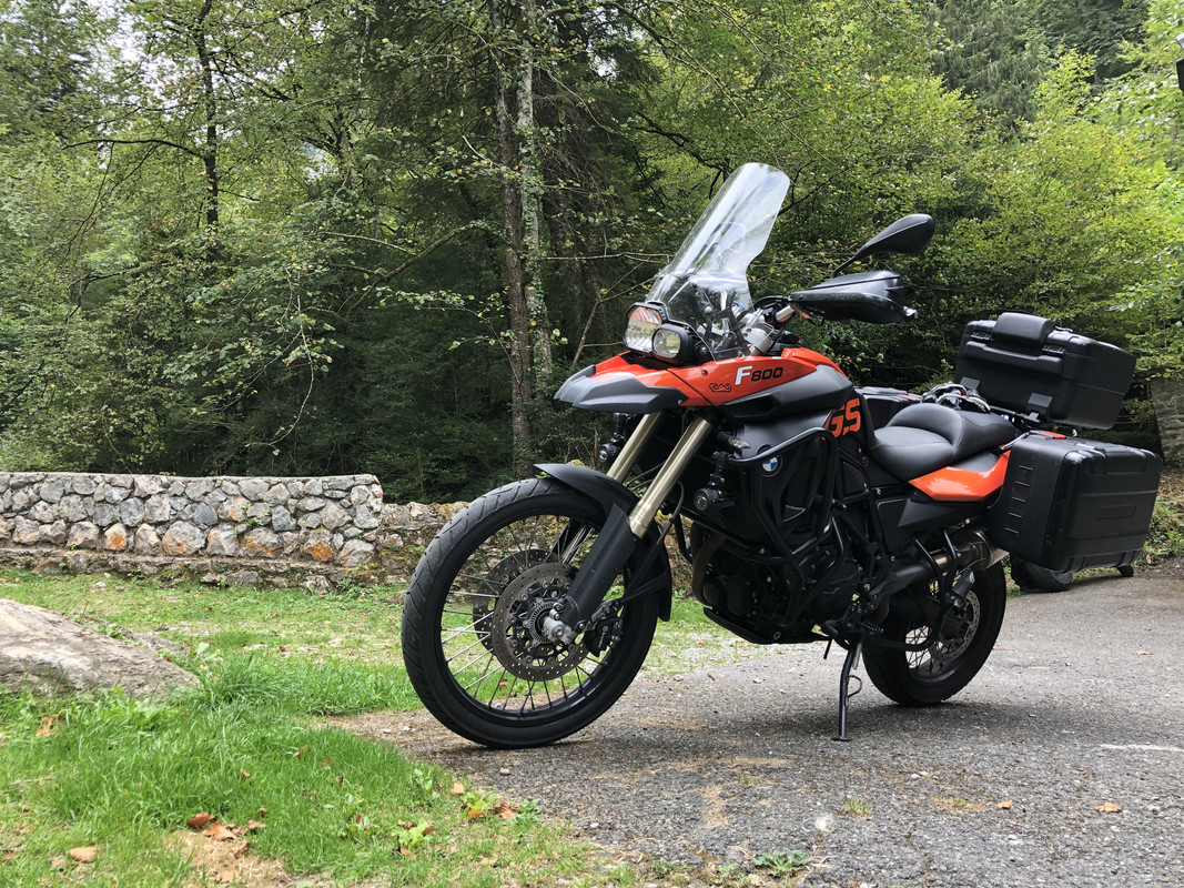 9E2895DC-C7B5-4994-92F4-C31FAFAC1D96