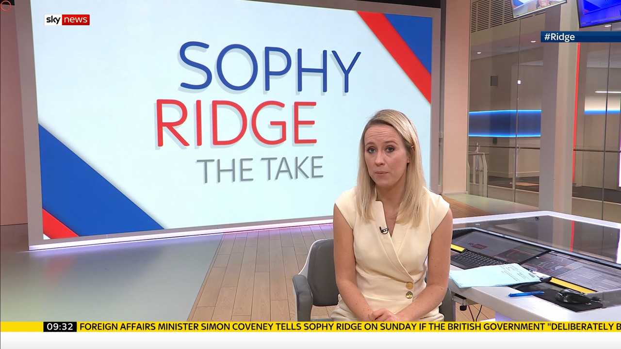 11.15 - 08.30.00 - Sophy Ridge On Sunday. The host invites special gu....ts_snapshot_01.03.27.671