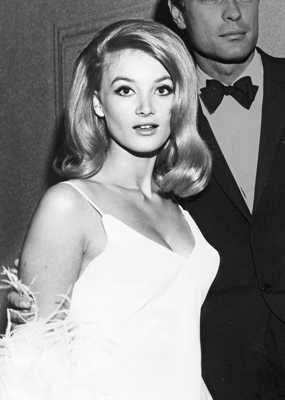 barbara_bouchet_ma46
