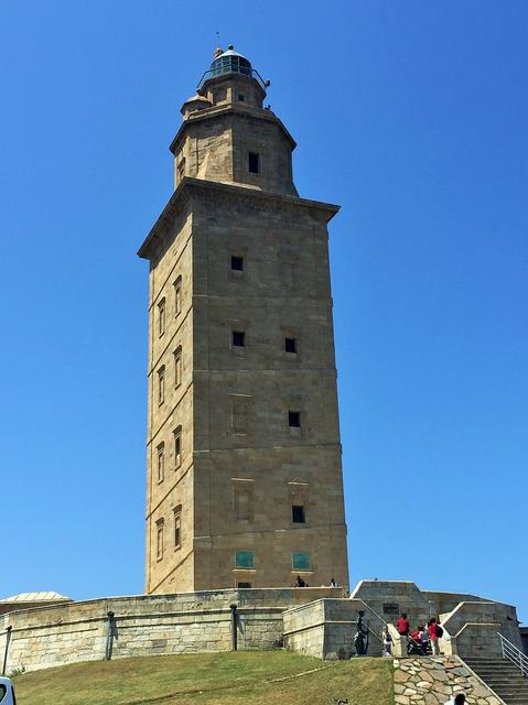 1º DÍA (VIERNES): A CORUÑA - GALICIA CON NIÑOS (1)