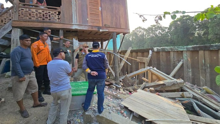 Bantuan Bencana 1