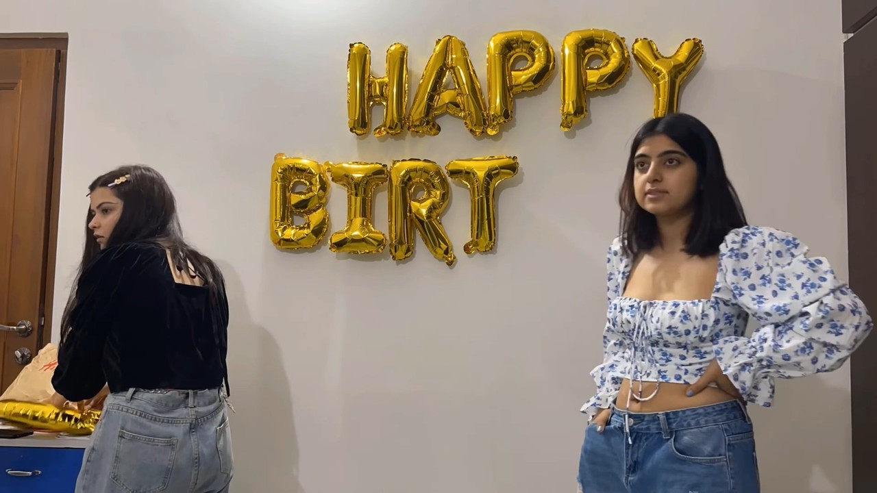 Cute Sexy Girl hot Navel and boobs in blue crop top and jeans mp4 snapshot 00 09 963