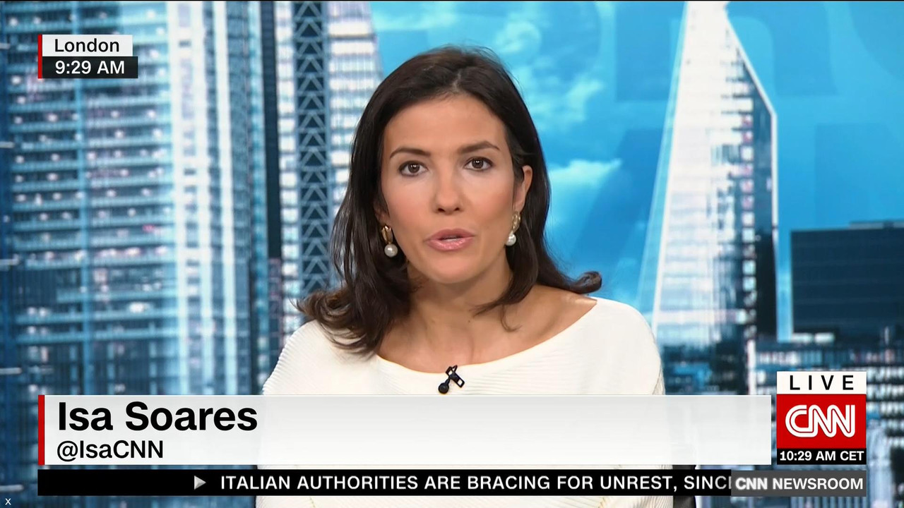 10.15 - 09.00.00 - CNN Newsroom with Isa Soares. Live from London, Is....ts_snapshot_00.35.41_[2021.