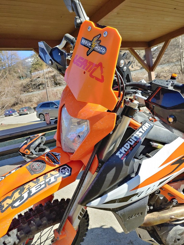 Adventure Spec Universal Mini Fairing