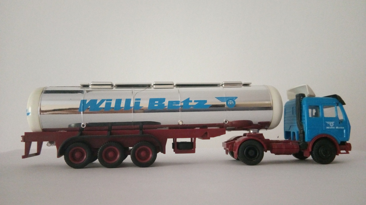 Macht (7941)