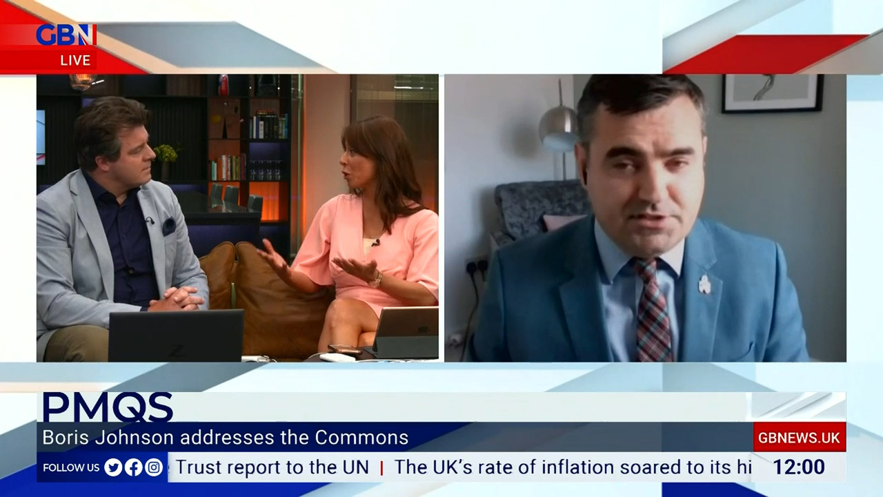 07.14 - 12.00.00 - DePiero & Halligan. What makes Britain tick. The n....ts_snapshot_01.29.135