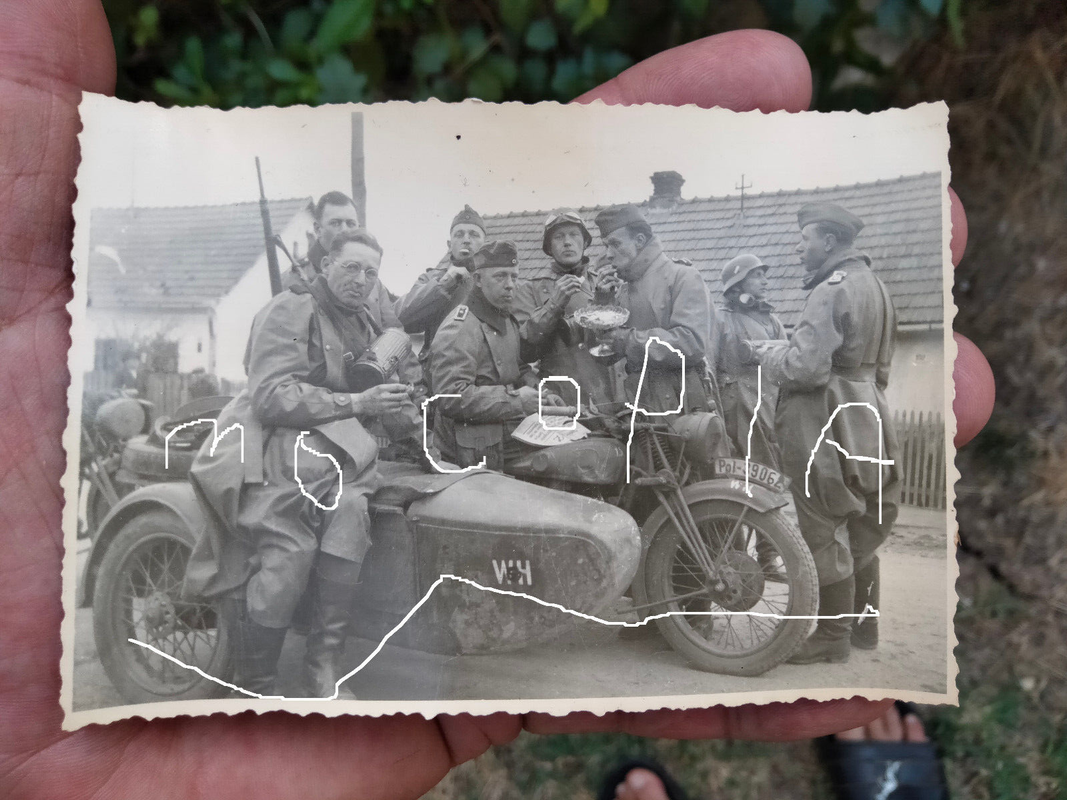 2WK Motorradfahrer WH Originalfoto katalogisiert vom 1940