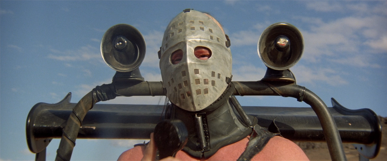 Безумный Макс 2 Воин дороги 1981г.  BDRip 1080p049358