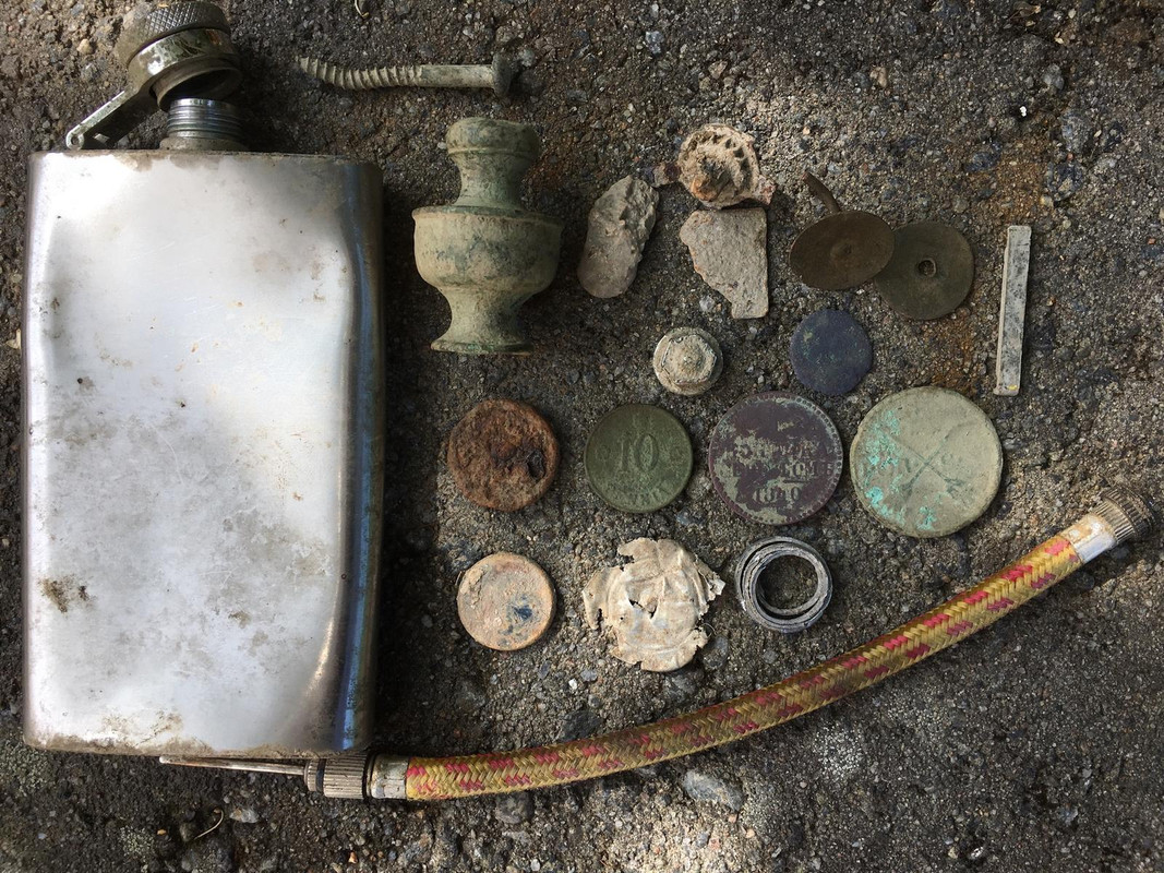 7016BED3-32AE-4CA0-B8AE-F4D8078ACF08